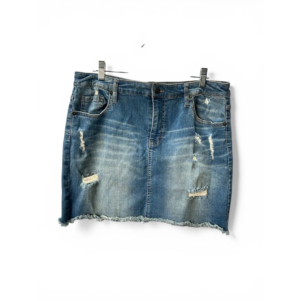 Denim Med Wash Distressed Jean Skirt High Rise Sz 16/33 Length 16”Streetwear